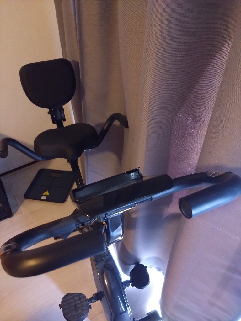 Hometrainer, Sport en Fitness, Ophalen, Zo goed als nieuw, Metaal, Hometrainer