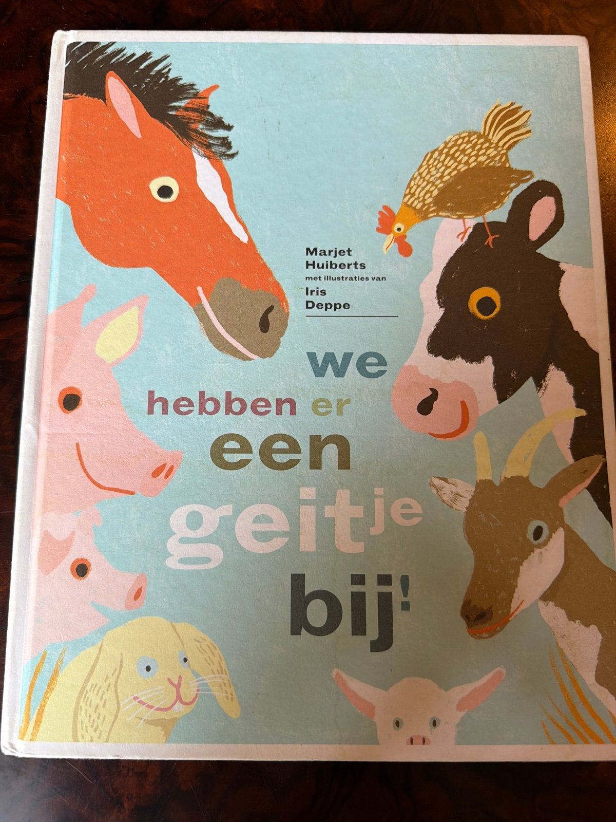 We hebben er een geitje bij! - Groot formaat prentenboek, Ophalen of Verzenden, Zo goed als nieuw