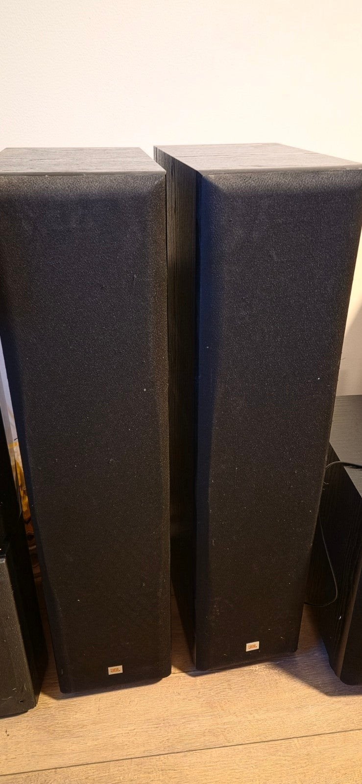 JBL Toren Speakers met Optionele Speakerdraden, Audio, Tv en Foto, Luidsprekers, Ophalen, Vloerstaande luidspreker, Gebruikt, Inclusief kabels