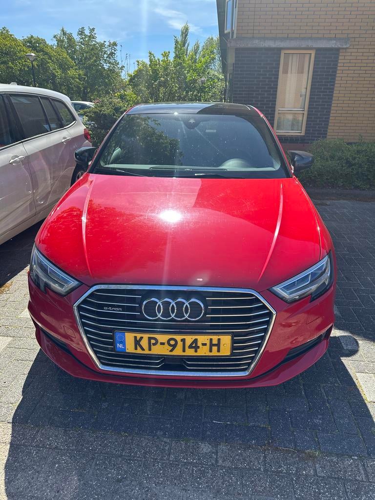 Audi A3 1.4 Tfsi 204pk E-tron S Tronic 2016 Rood, 4 cilinders, 1395 cc, Hybride Elektrisch/Benzine, 149 pk