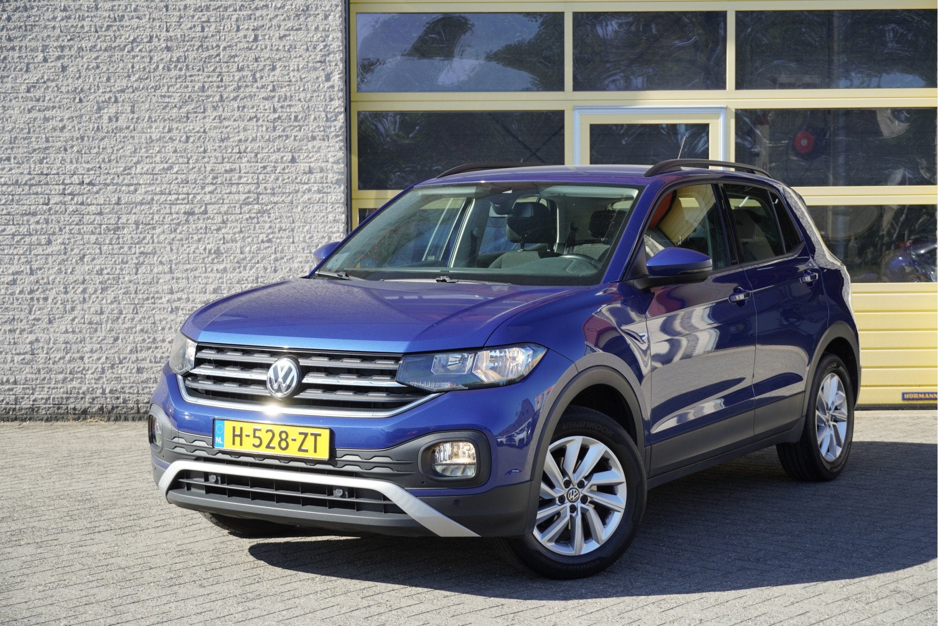 Volkswagen T-Cross 1.0 TSI Life Business BJ2020 Lmv 16" | Le, Voorwielaandrijving, Dealer onderhouden, Blauw, 620 kg