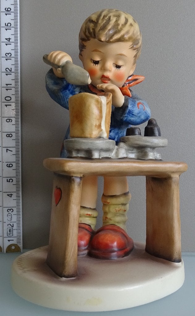 Hummel A Fair Measure, Ophalen of Verzenden, Zo goed als nieuw