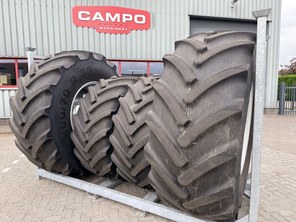 Mitas 800/70R38 & 600/70R30, Gebruikt
