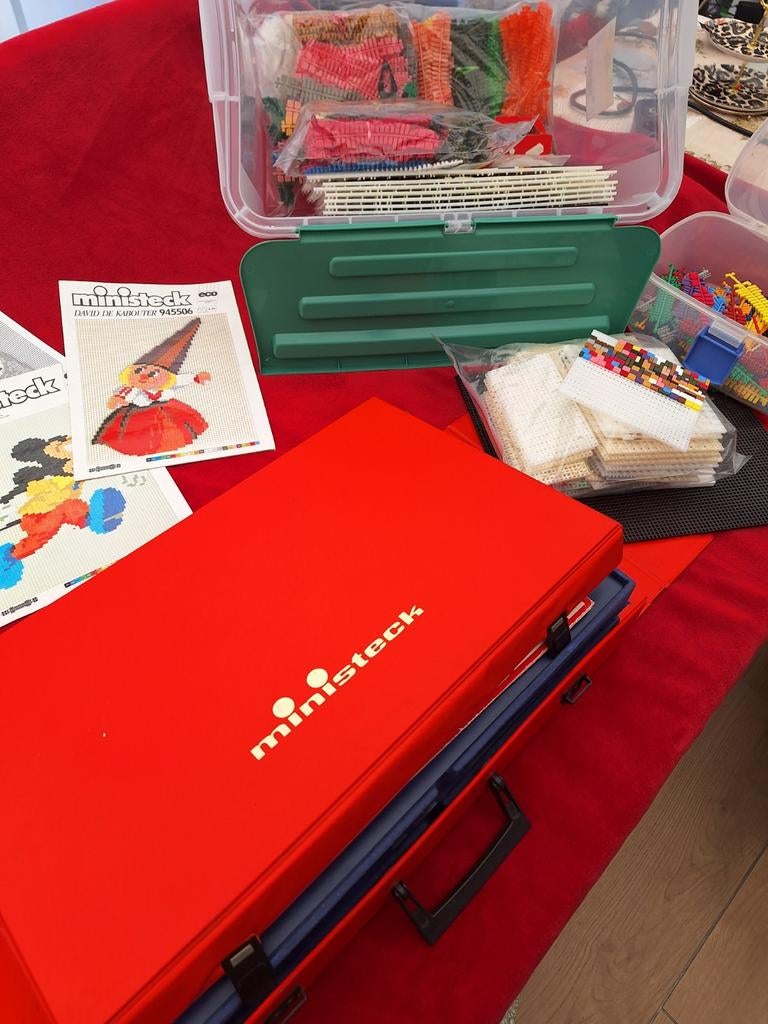 Grote Ministeck set met veel basisplaten en strips, Hobby en Vrije tijd, Ministeck, Ophalen of Verzenden, Gebruikt, Box-set