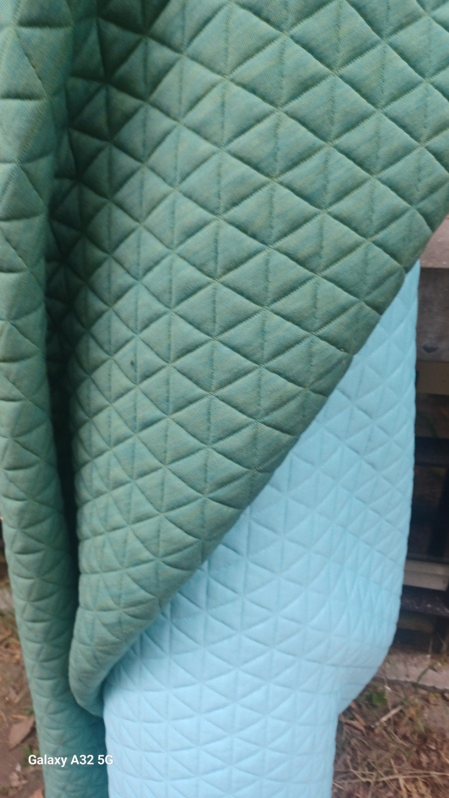 Meubelstof Triangle Febrik Kvadrat - , 5 meter 1.70m breed, Hobby en Vrije tijd, Stoffen en Lappen, 120 cm of meer, Ophalen of Verzenden