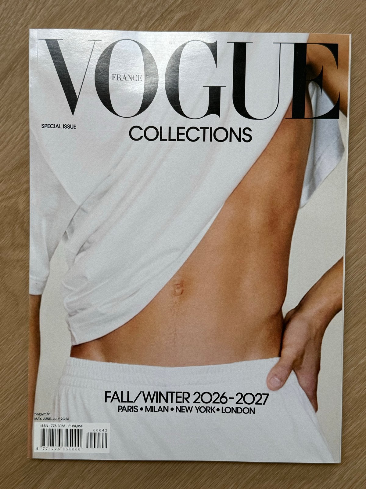 Vogue France Collections Special Issue N42 Fall/Winter 2026, Ophalen of Verzenden, Nieuw, Damesbladen