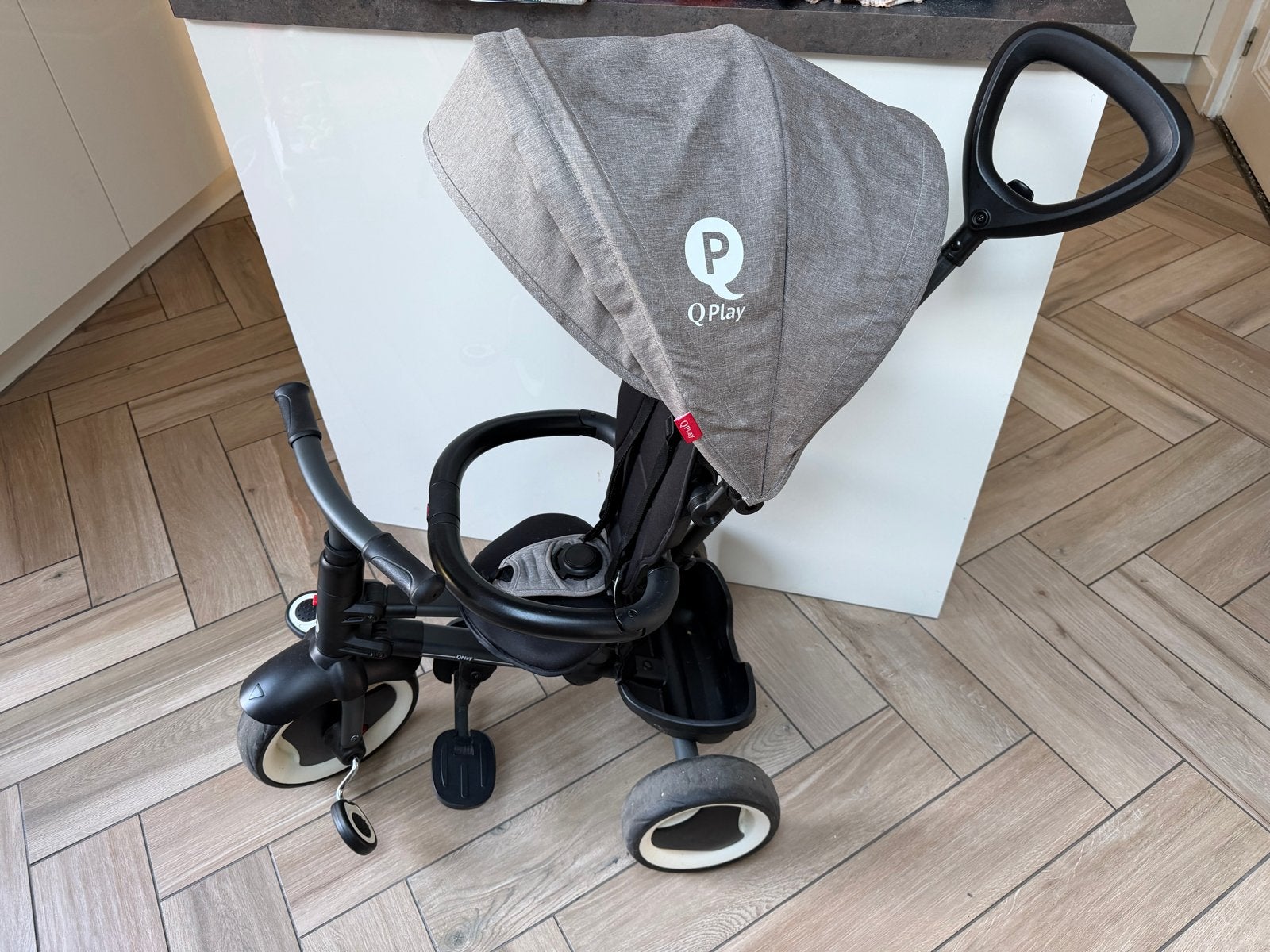 Q-Play 3-wieler, Fietsen en Brommers, Ophalen, Gebruikt