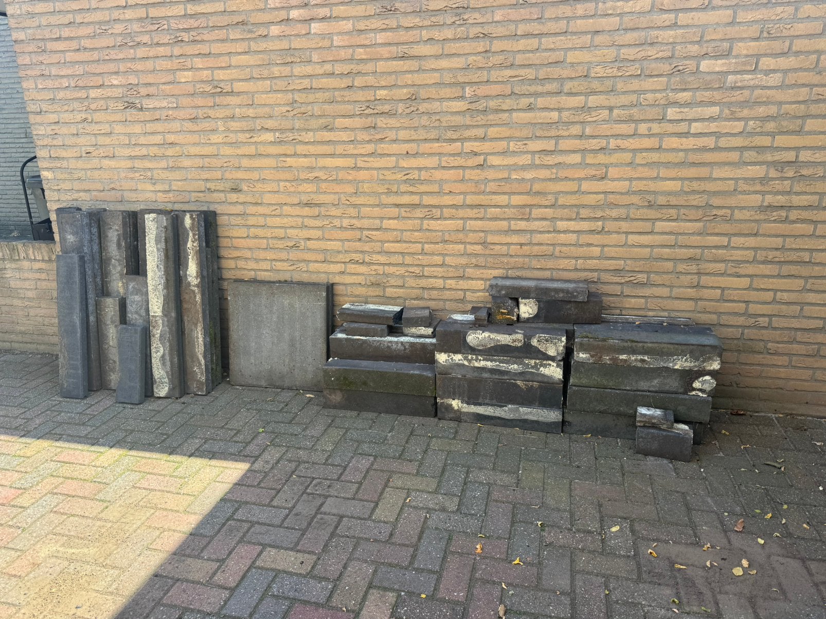 Bandjes, 60x60 tegels en blokken, Ophalen, Zo goed als nieuw, Beton, Terrastegels