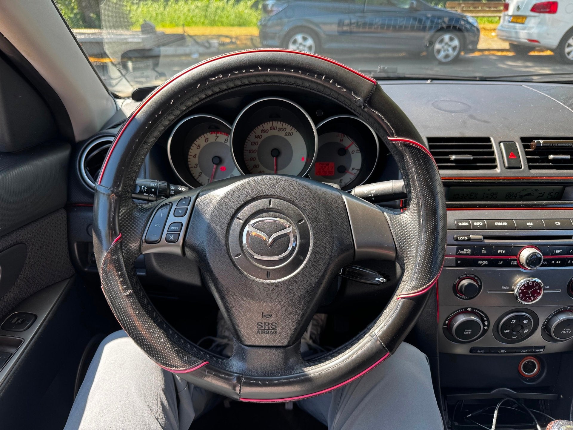 Mazda 3 1.6 S-VT Executive|AIRCO IJSKOUD, Auto's, Mazda, Voorwielaandrijving, Gebruikt, 4 cilinders, 49 €/maand