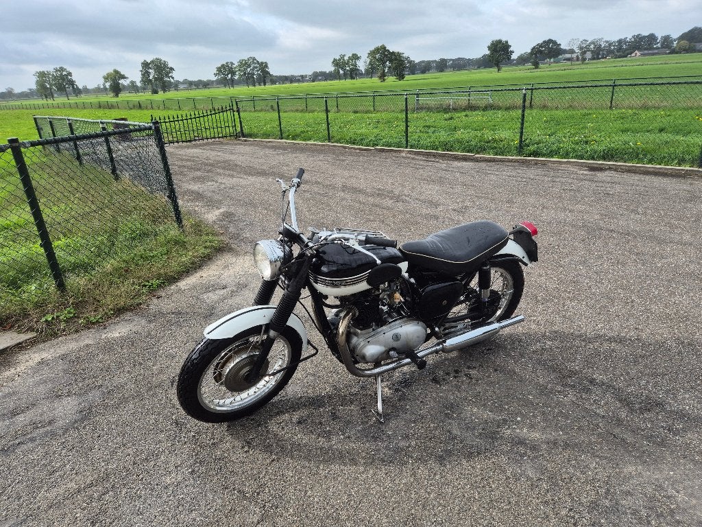 Triumph pre-unit T110, Motoren, 2 cilinders, Gebruikt, Overig, Minimaal motorrijbewijs A2