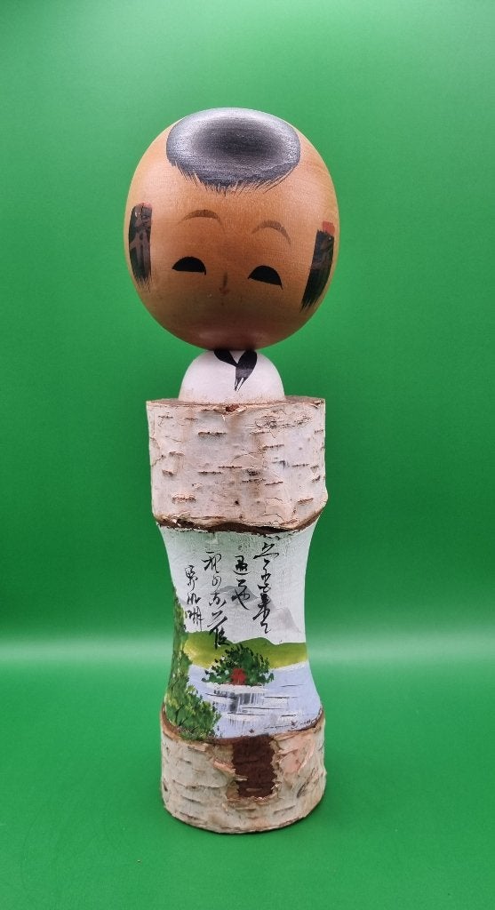 Prachtige lichte Maki Kokeshi, Hout, 24 cm, Ophalen of Verzenden, Geschilderd