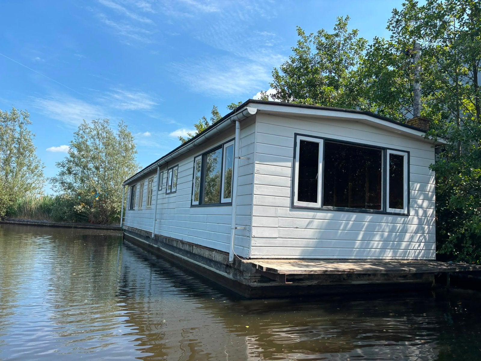 Woonark zonder ligplaats