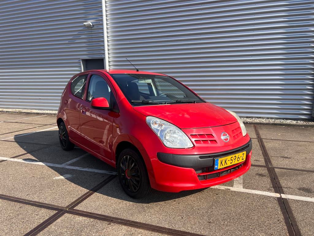 Nissan Pixo 1.0 50KW 5D 2010 Rood, Auto's, Voorwielaandrijving, 200 kg, 4 stoelen, Handgeschakeld