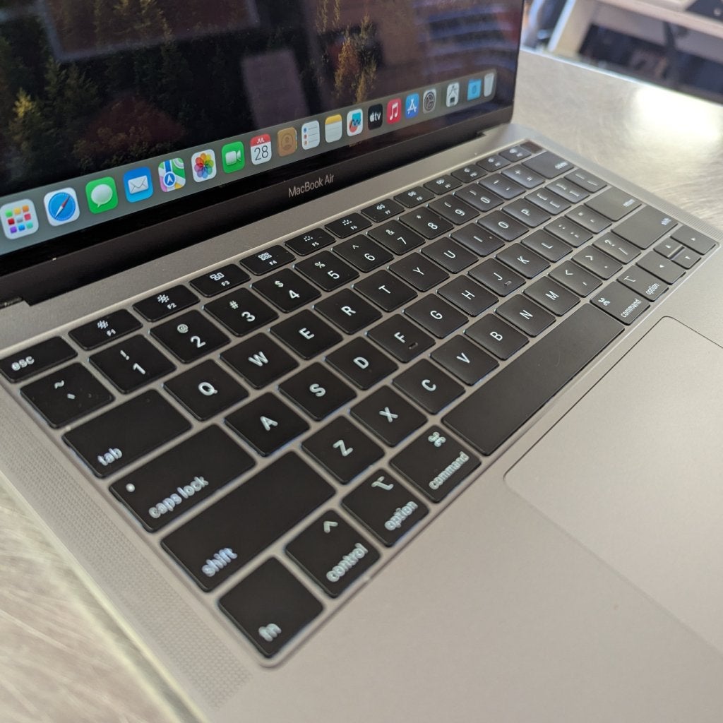 MacBook Air 13 Inch 2019 i5 8GB 256SSD Space Gray, Apple, Zo goed als nieuw, Support@apple.com, One Apple Park Way
Cupertino, CA 95014
United States