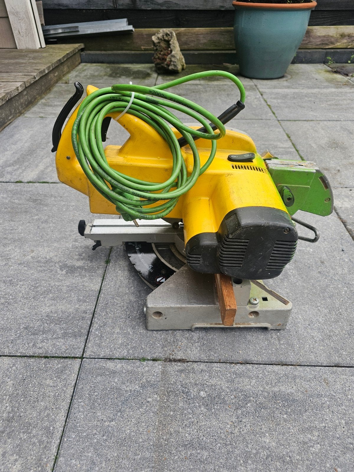 DeWalt DW707 Afkortzaag 1200W - Gebruikt