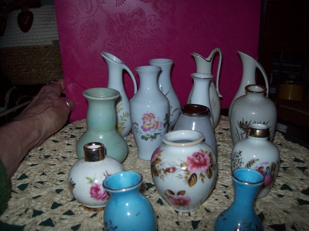 14 Mini Vaasjes porselijn en andere, Verzamelen, Ophalen of Verzenden, Zo goed als nieuw, Porselein, Overige typen