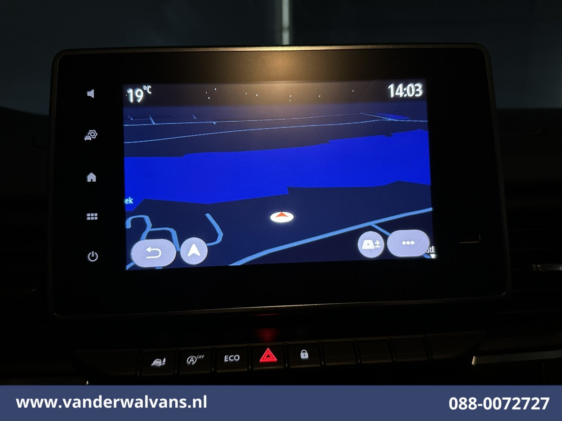 Renault Trafic 2.0 dCi 130pk L2H1 Euro6 Airco | Navigatie |, Voorwielaandrijving, Stof, Gebruikt, 4 cilinders