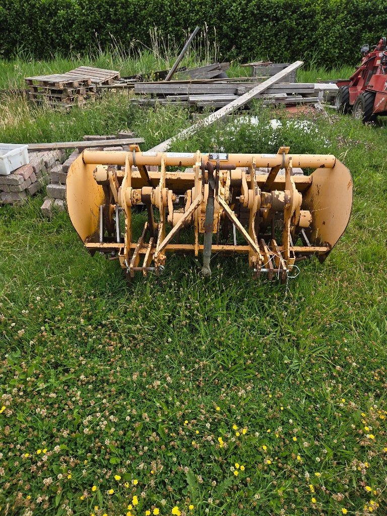 Spitmachine  (Krukas), Ophalen, Overige, Grondbewerking