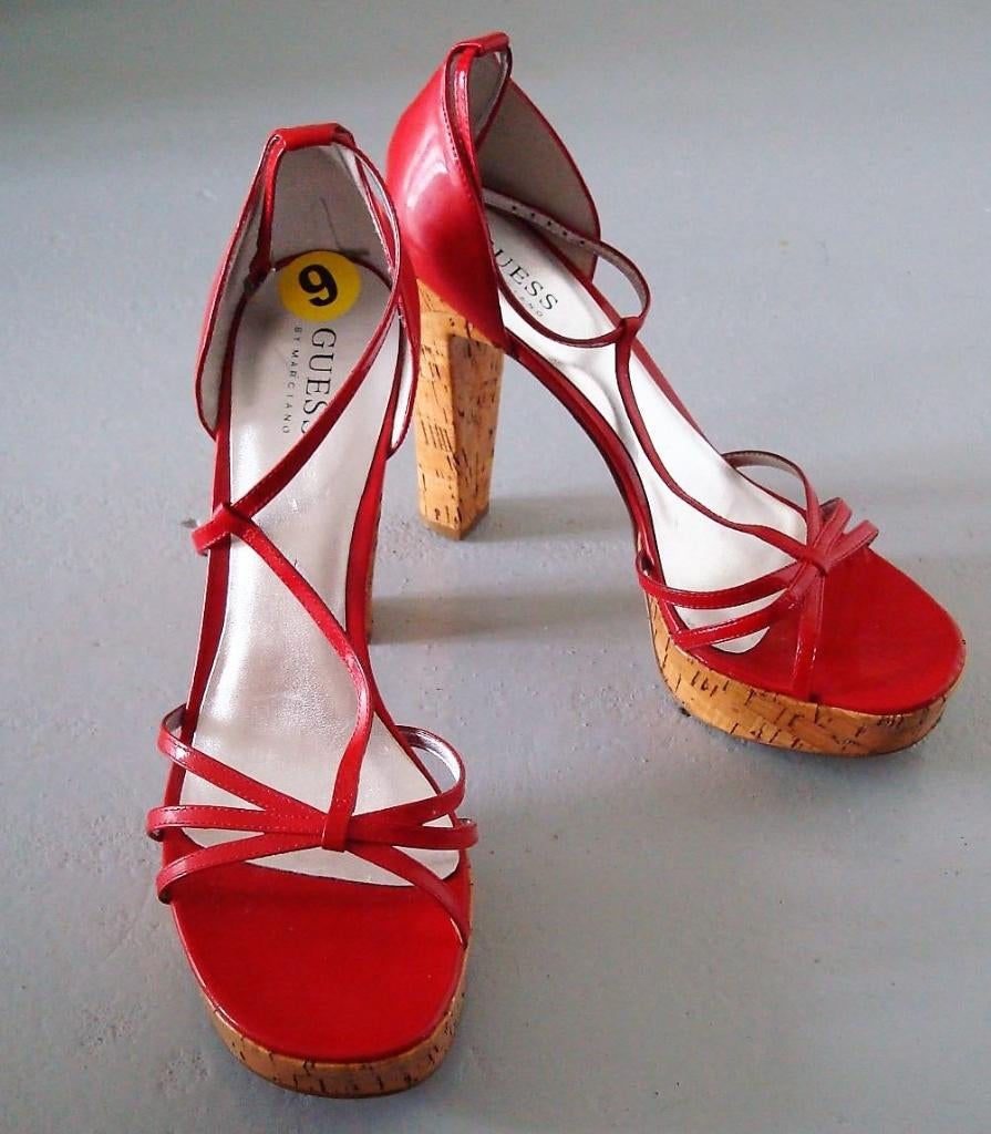 Guess by Marciano rode leren sandalen maat 39 Nieuw, Kleding | Dames, Schoenen, Guess, Nieuw, Ophalen of Verzenden, Schoenen met hoge hakken