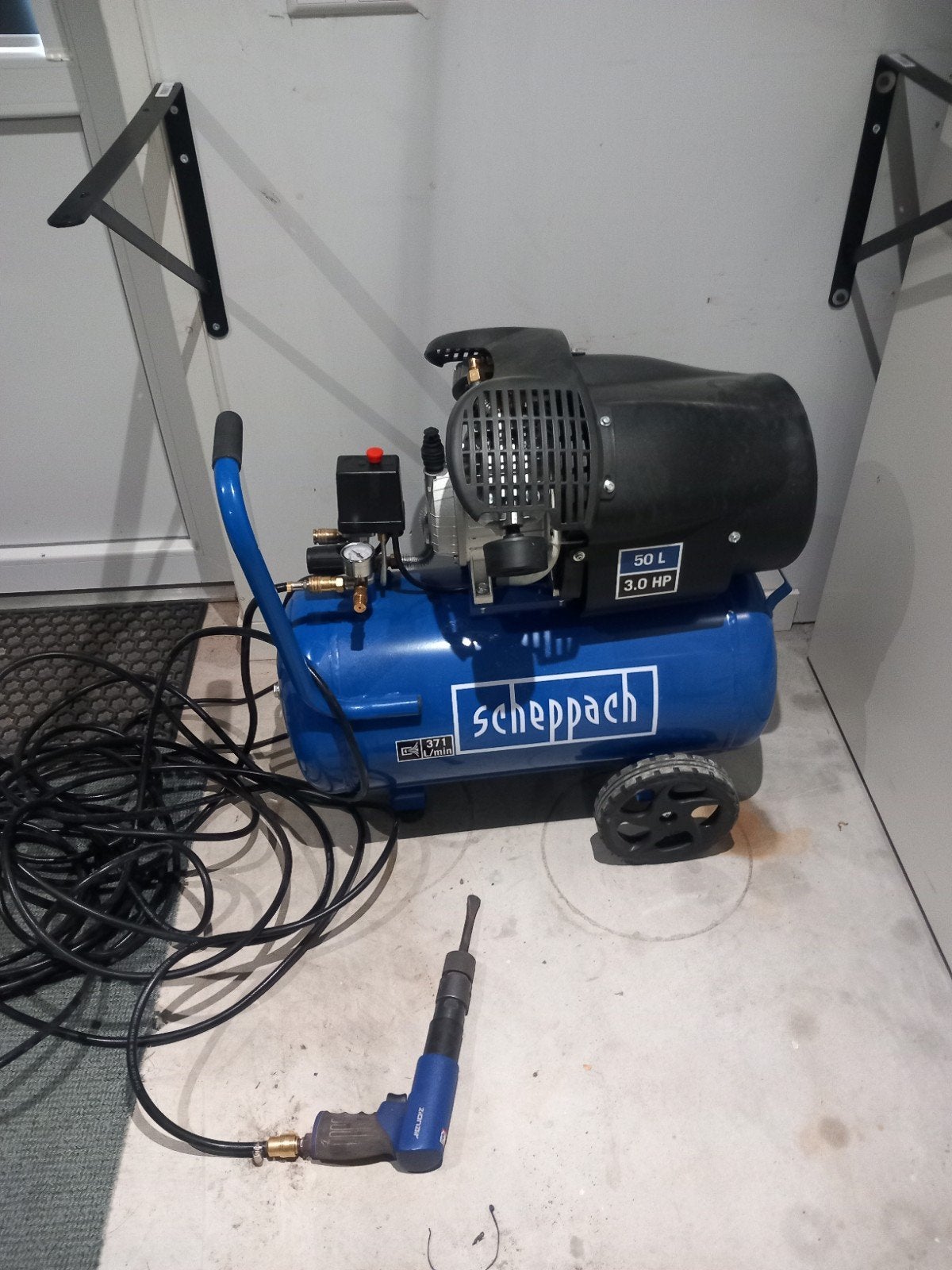 Scheppach Compressor 50L 3.0 HP met luchthamer, Ophalen, 6 tot 10 bar, Zo goed als nieuw, 25 tot 100 liter