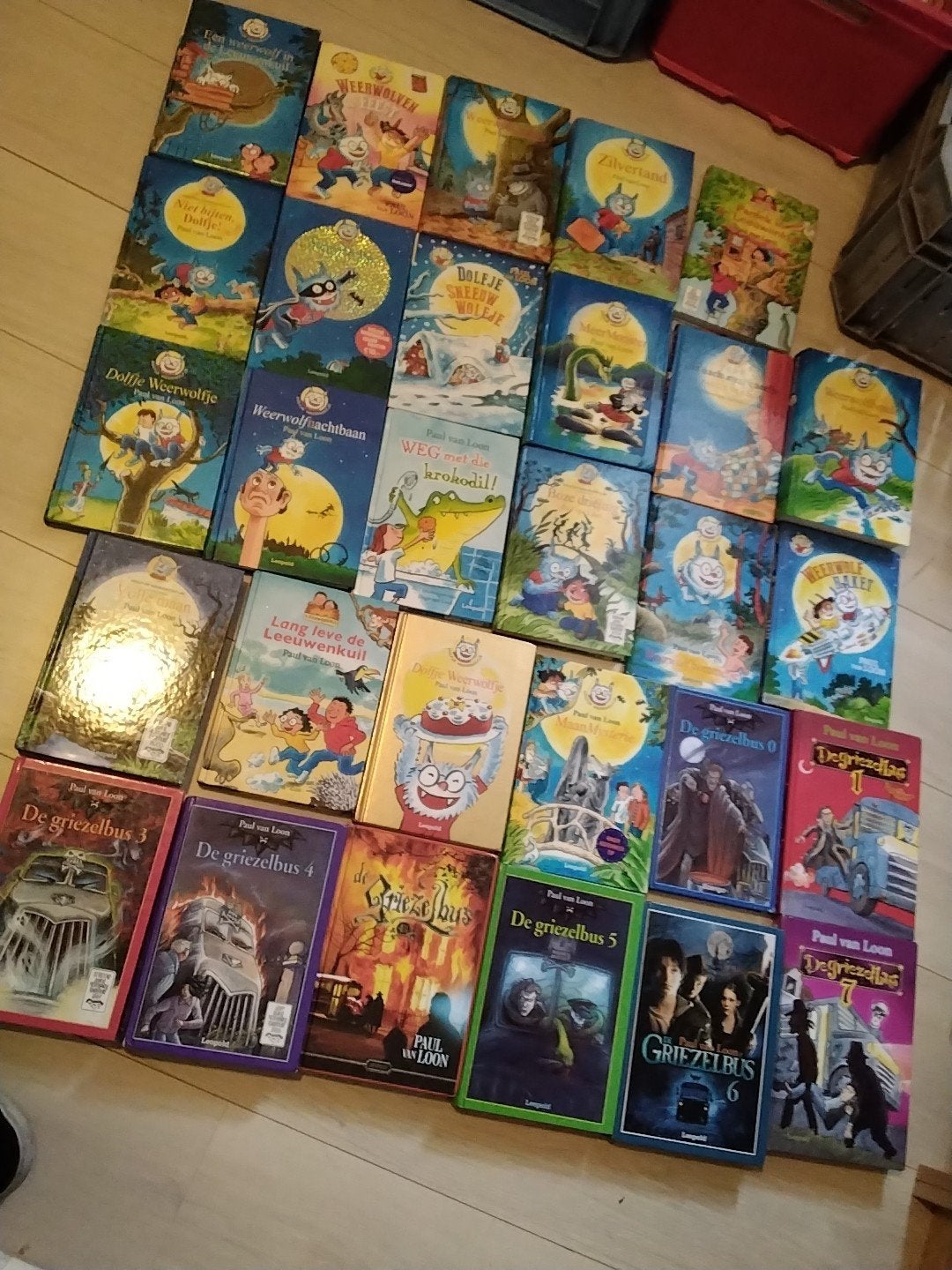 Paul van loon boeken nu € 5 per stuk zie omschrijving, Ophalen of Verzenden, Zo goed als nieuw