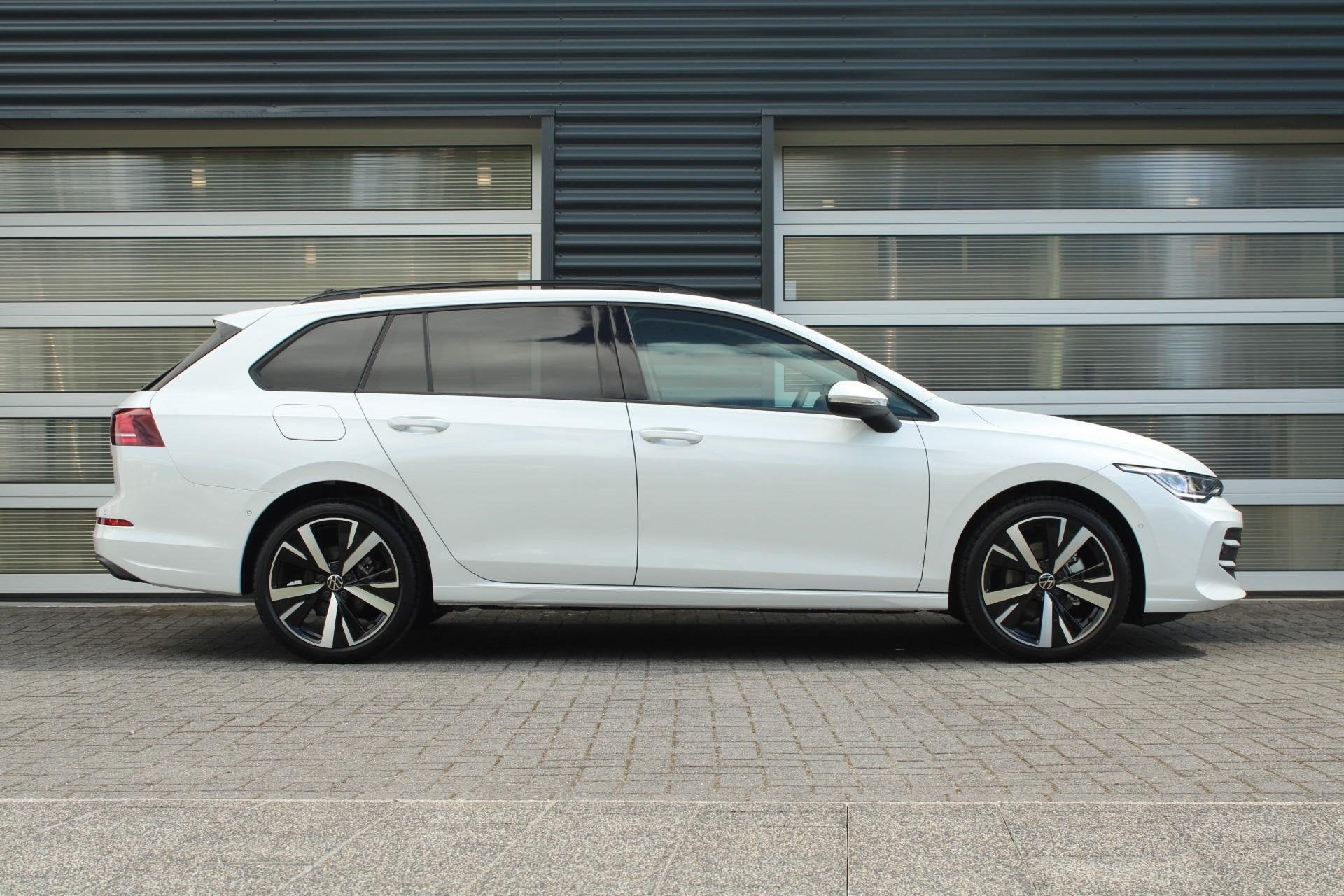Volkswagen Golf Variant 1.5 TSI 116pk Life Edition | Trekhaa, Voorwielaandrijving, 12 maanden, Stof, 4 cilinders