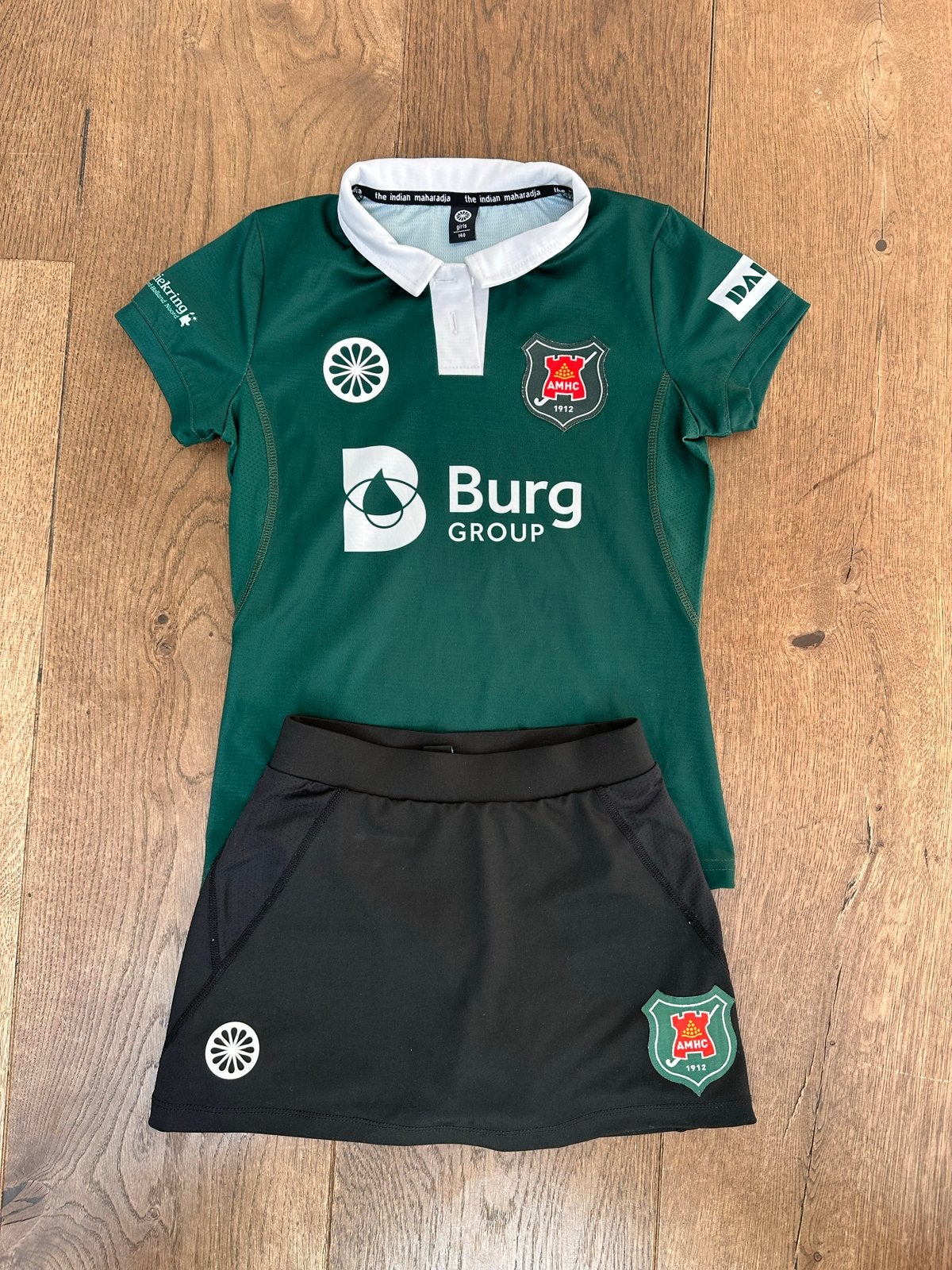 AMHC Hockey tenue maat 140 shirt en rok, Ophalen of Verzenden, Nieuw, Kleding