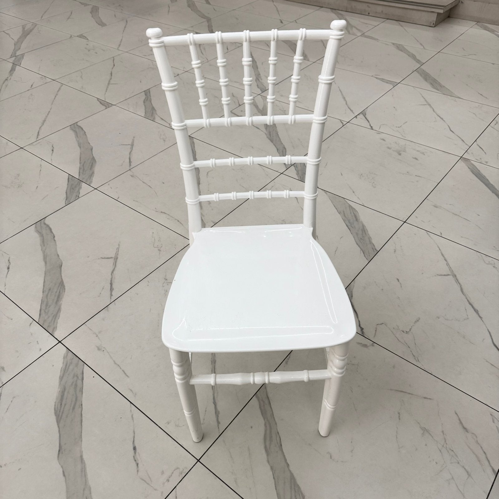 Te koop party chiavari stoelen, Huis en Inrichting, Ophalen, Kunststof, Wit, Zo goed als nieuw
