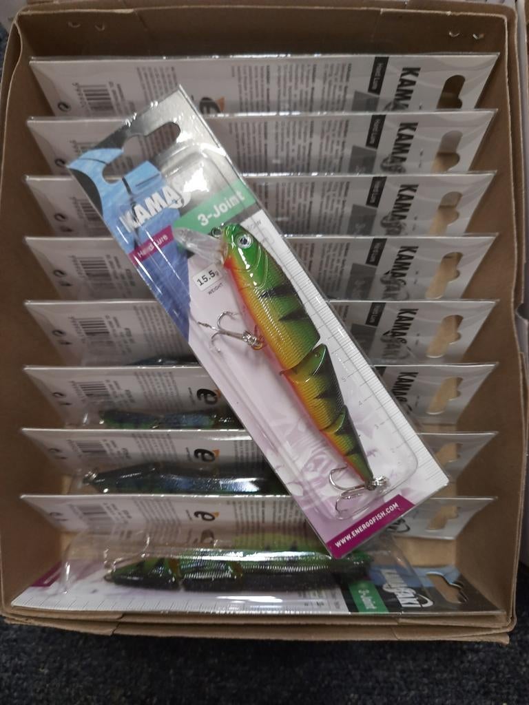 Partij van 40 stuks 3-delige pluggen 10cm, Watersport en Boten, Hengelsport | Roofvissen, Info@kamasaki.com, Overige typen, Nieuw