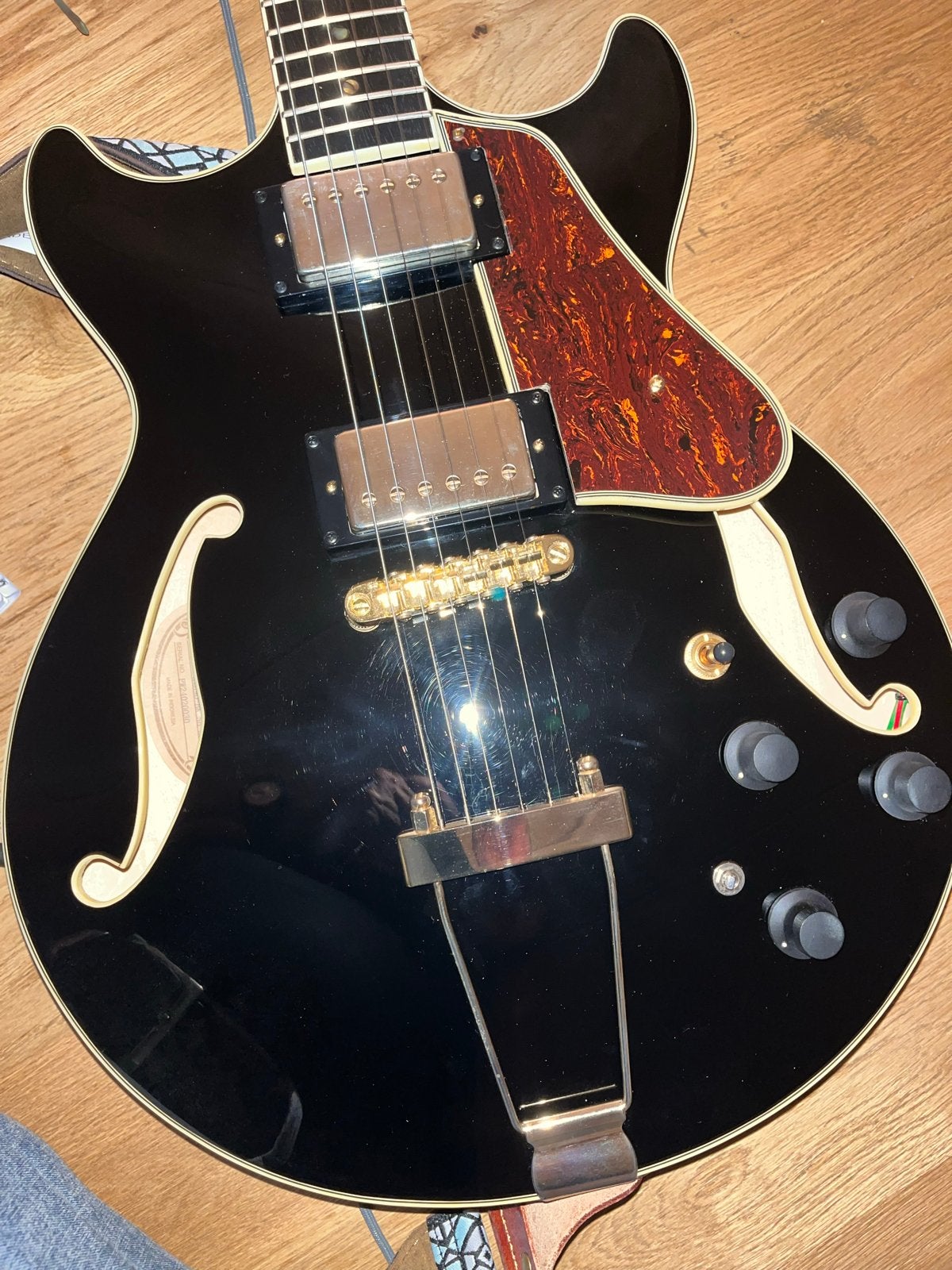 Foto 3 van Ibanez AMH90-BK Semi-Hollow Body Elektrische Gitaar