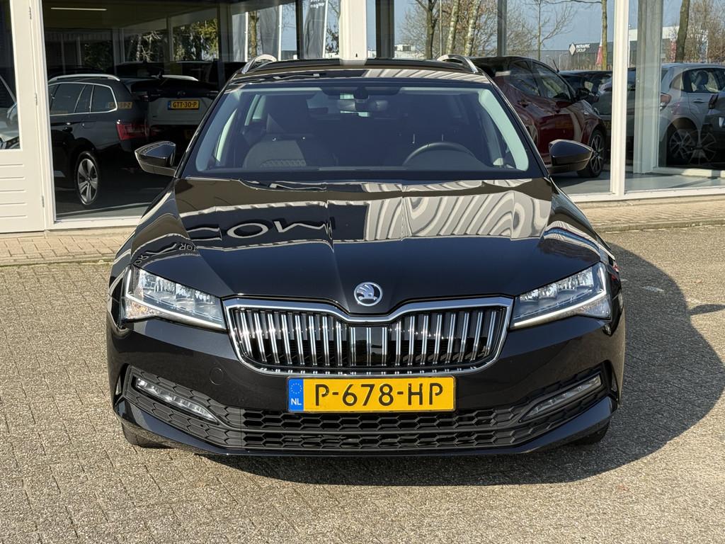 Skoda Superb Combi 1.5 TSI ACT Business Edition | Automaat |, Auto's, Skoda, Stof, 4 cilinders, 150 pk, Zwart