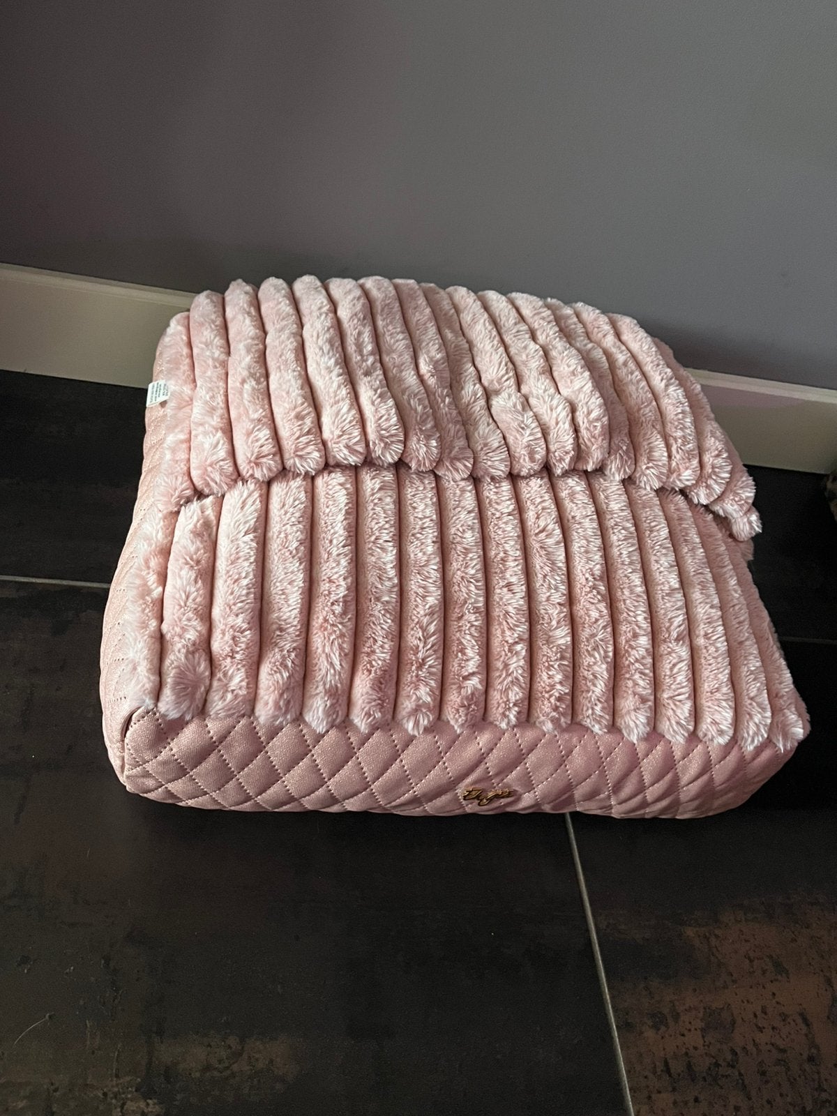 Eh gia hondenmand roze 50x50cm, Ophalen, Zo goed als nieuw