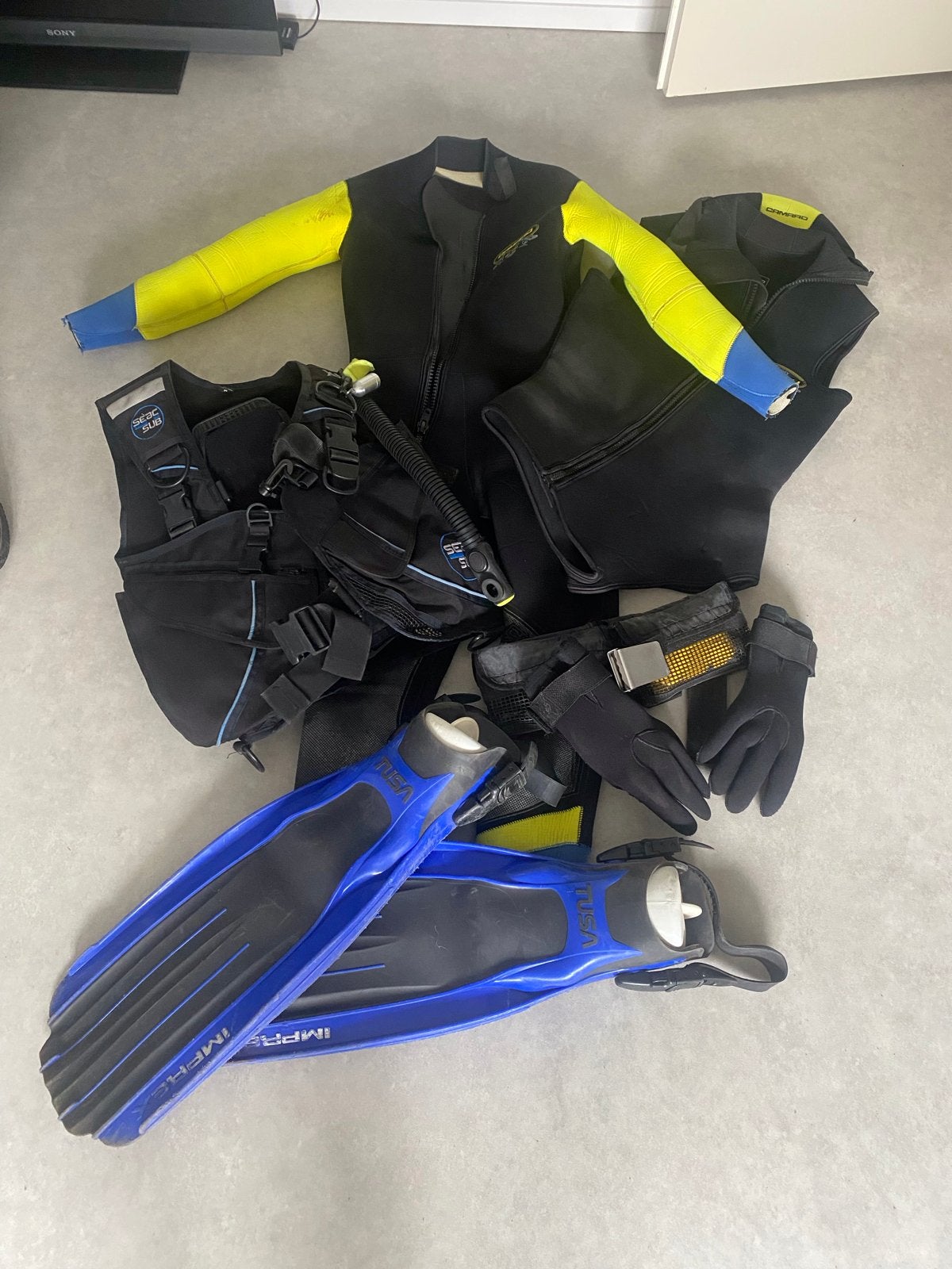 Complete Duikuitrusting: Duikpak, Trimvest, Vliezen & Meer, Watersport en Boten, Duiken, Ophalen, Gebruikt, Duikpak