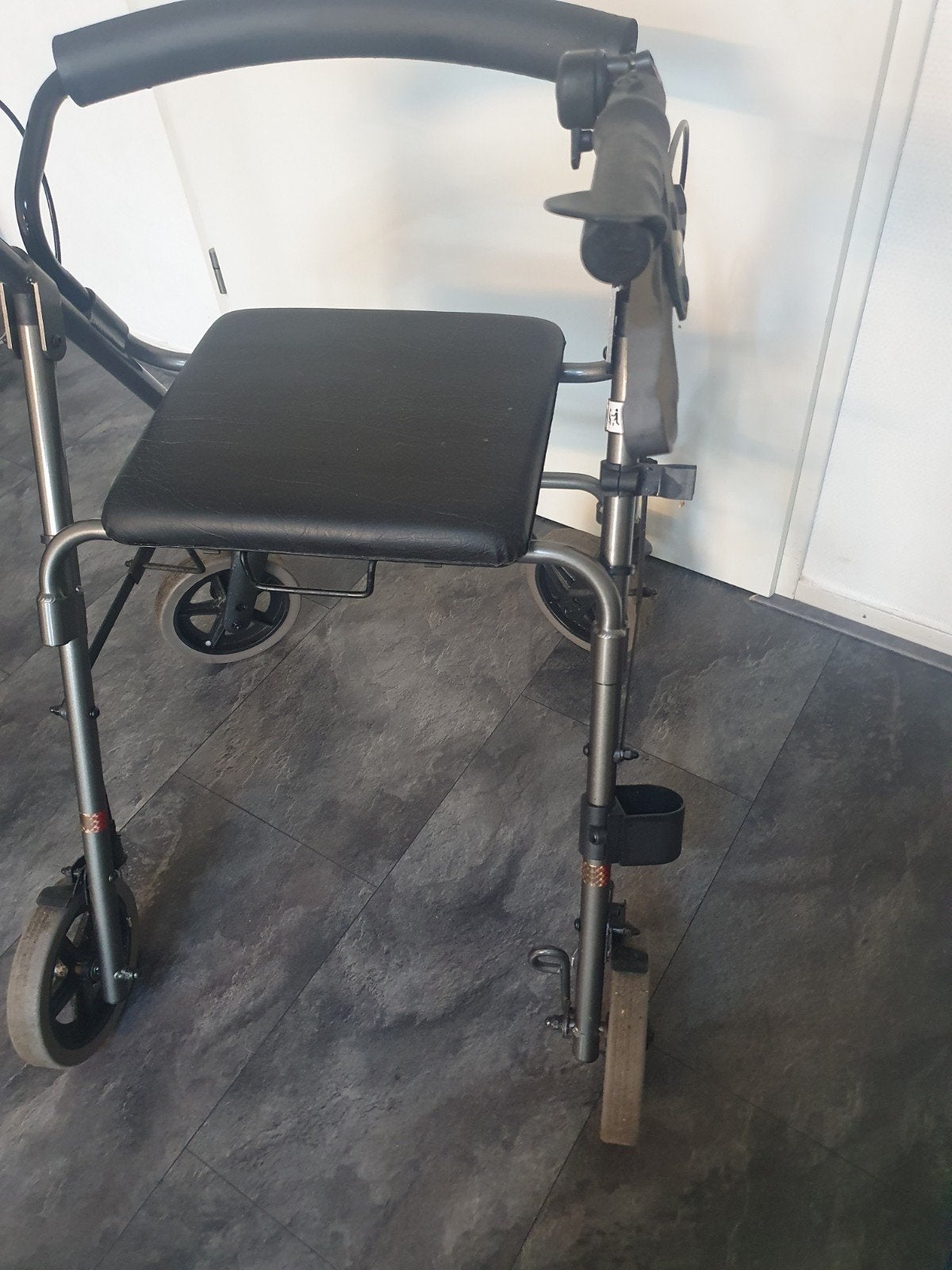 rollator, Diversen, Ophalen, Opvouwbaar, Gebruikt