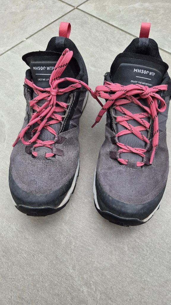 Quechua wandelschoenen dames/kind maat 38, Ophalen, Gebruikt, Schoenen