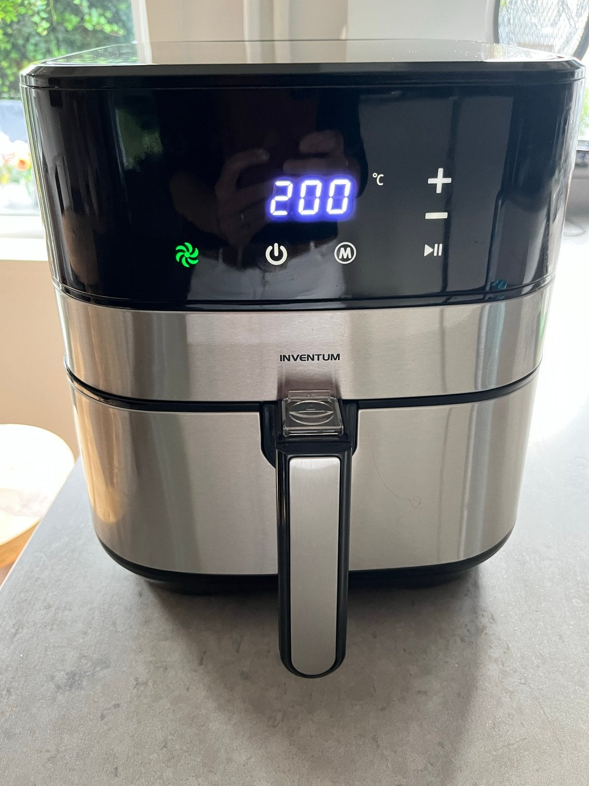 Foto 2 van Inventum GF500HLD Airfryer XL - 5L - Zilver/Zwart