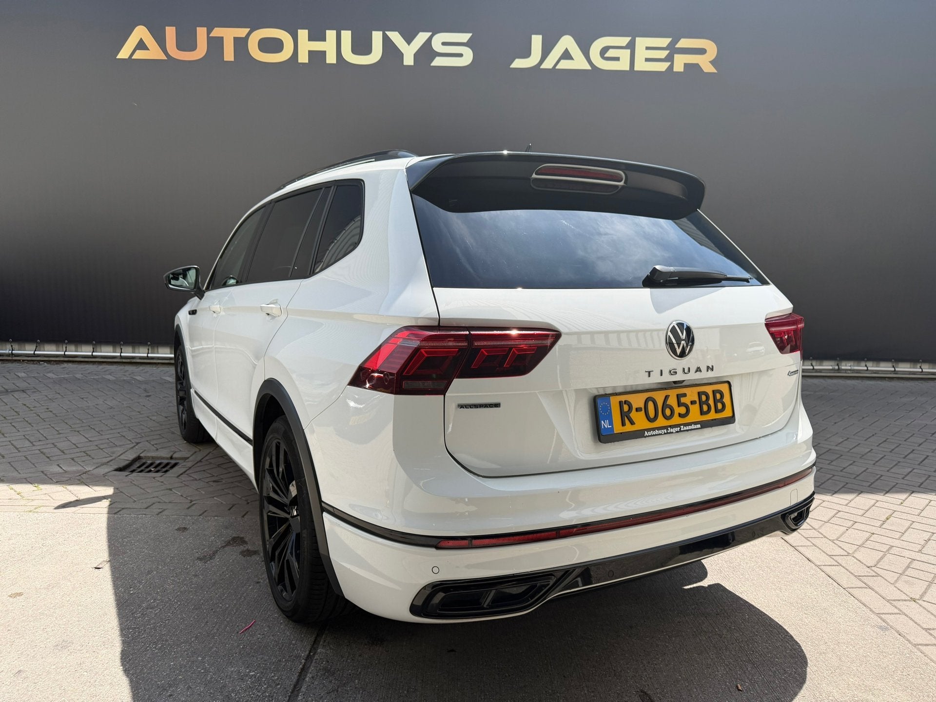 Volkswagen Tiguan Allspace 2.0 TSI 4Motion 7p Highline Busin, Automaat, Stof, Gebruikt, Euro 6