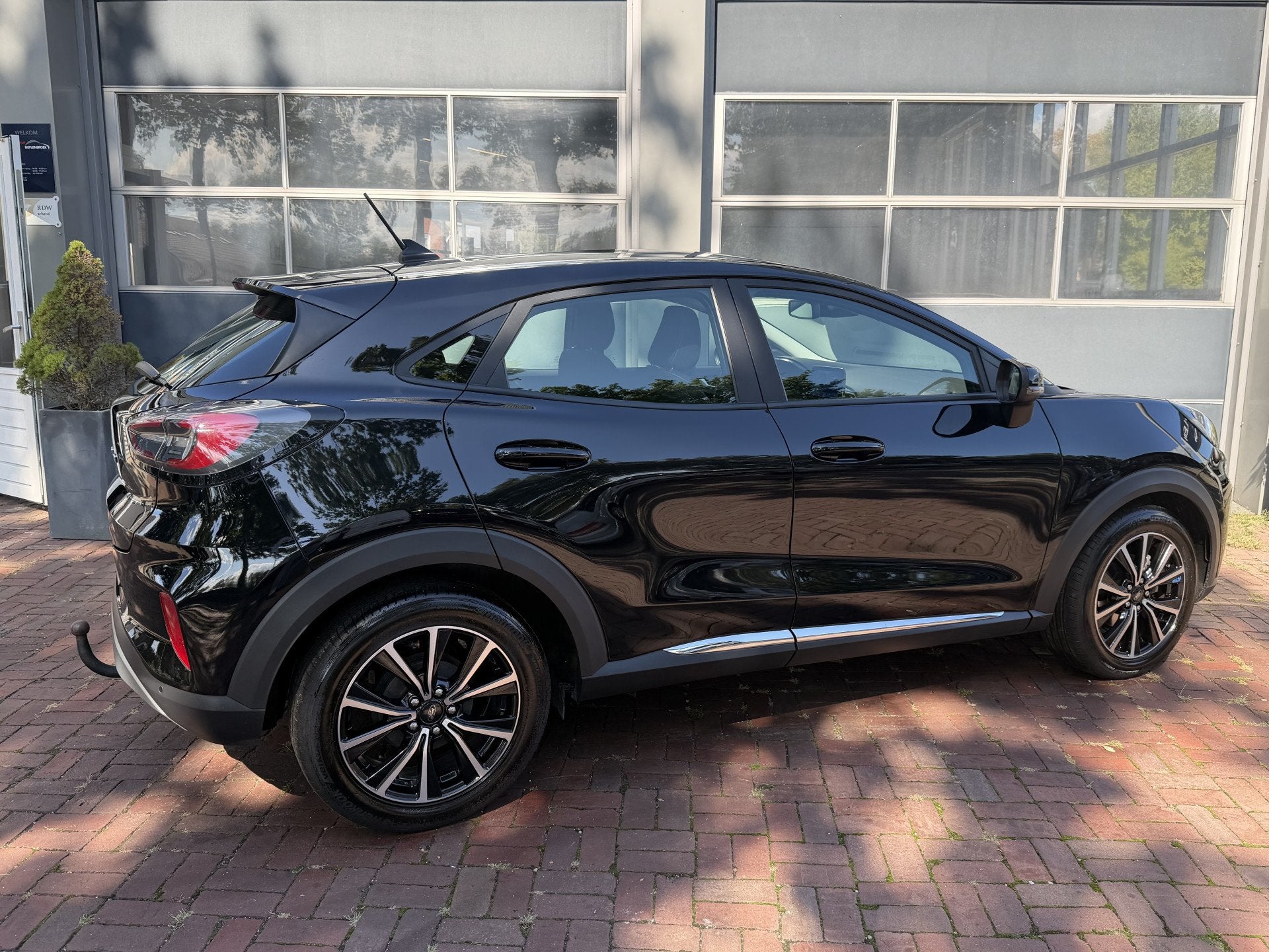Ford Puma 1.0 EcoBoost ST-Line Bj 2020 Km 57.564 124pk Deale, Dealer onderhouden, Stof, Zwart, Bedrijf