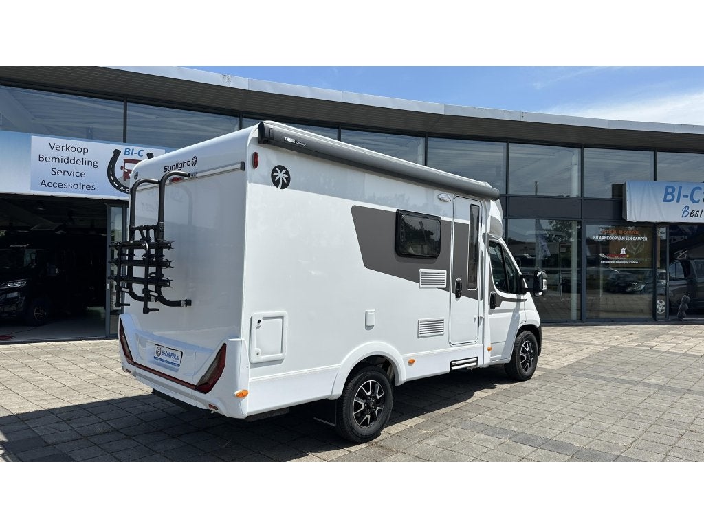 Sunlight T 58 Nieuwstaat - NAV - CAM, Caravans en Kamperen, Campers, Chemisch toilet, Sunlight, Ringverwarming, Tot en met 2