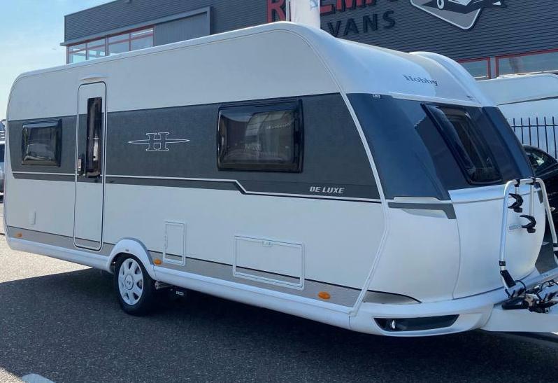Hobby De Luxe 515 UHL (6 persoons gezinscaravan), Kachel, Rondzit, Hobby, 2 aparte bedden