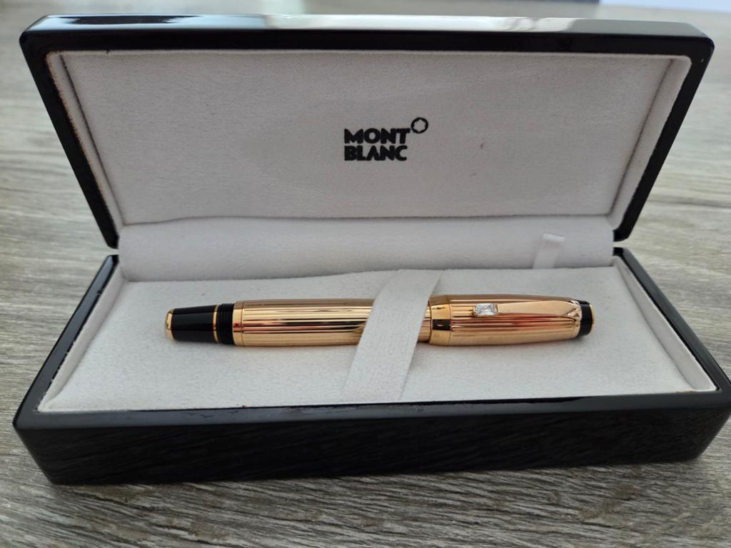 MontBlanc Boheme Rollerball Pen - Goudkleurig, Overige typen, Met doosje, Ophalen of Verzenden, Zo goed als nieuw