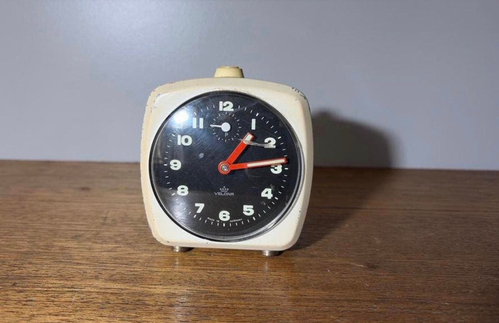 Vintage oude duitse reiswekker Velona jaren 70.623, Witgoed en Apparatuur, Ophalen of Verzenden, Gebruikt, Analoog