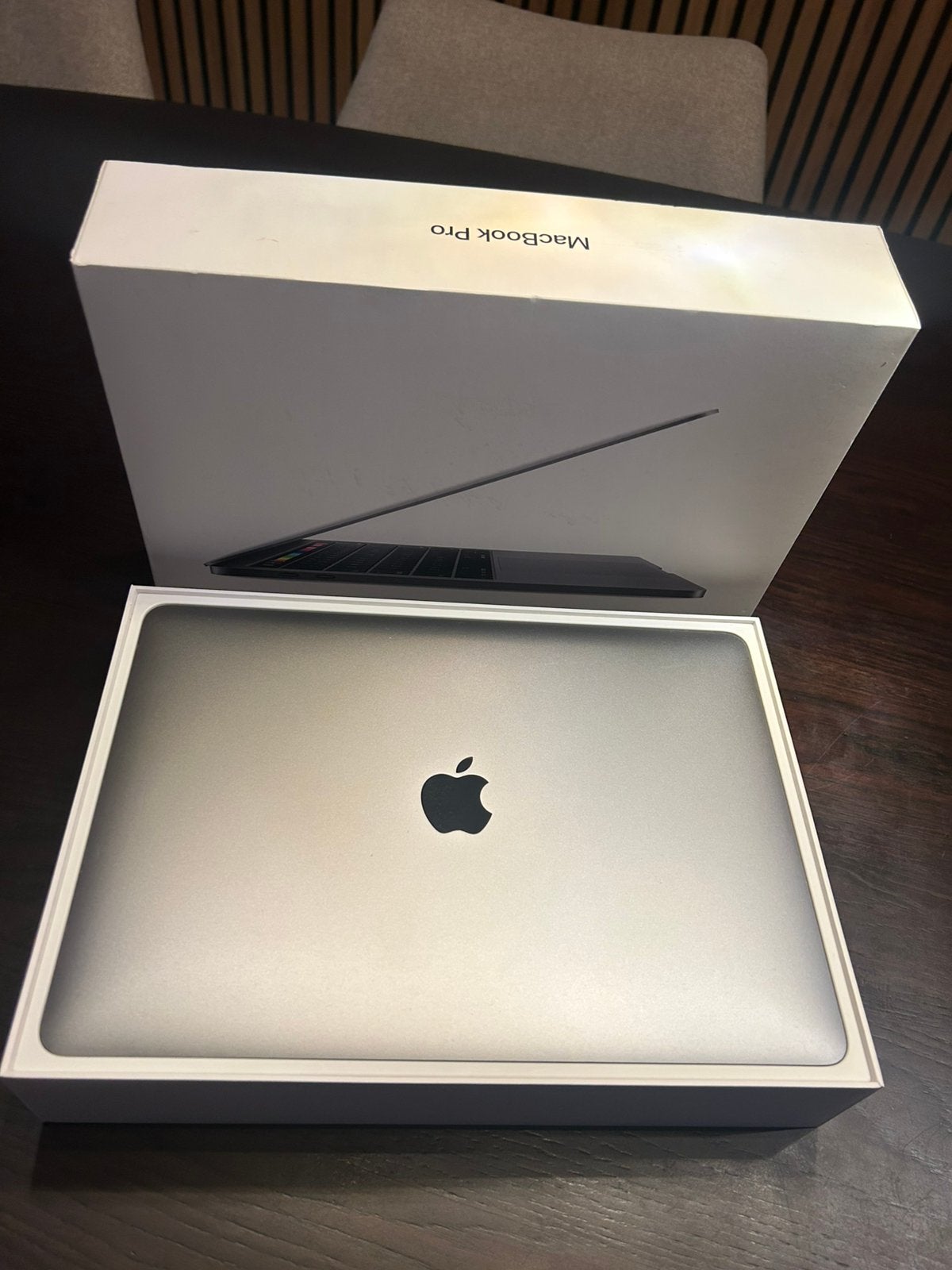 Apple MacBook pro, 2 tot 3 Ghz, 13 inch, Zo goed als nieuw, Ophalen