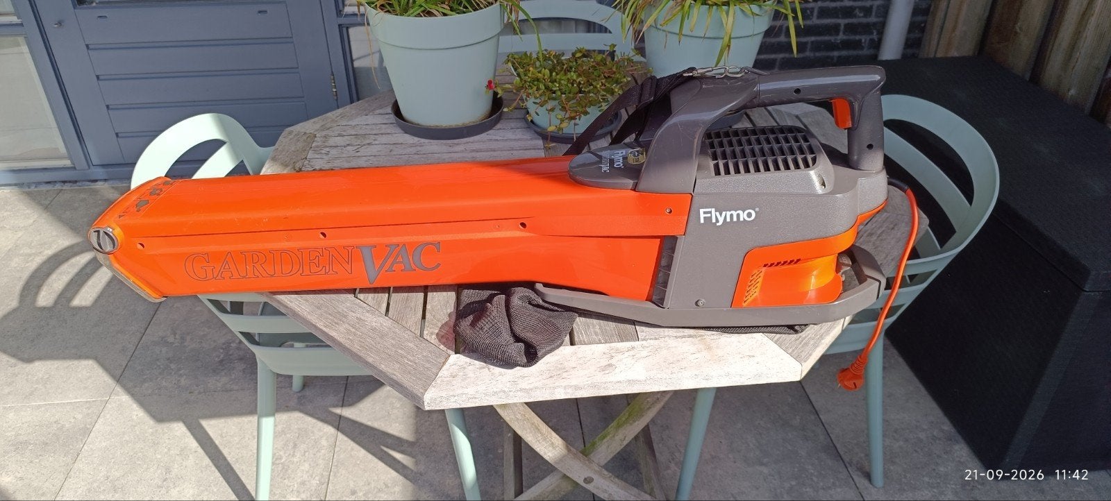 Flymo GardenVac bladblazer/bladzuiger, Tuin en Terras, Ophalen, Gebruikt, Met zuigfunctie, Handgedragen