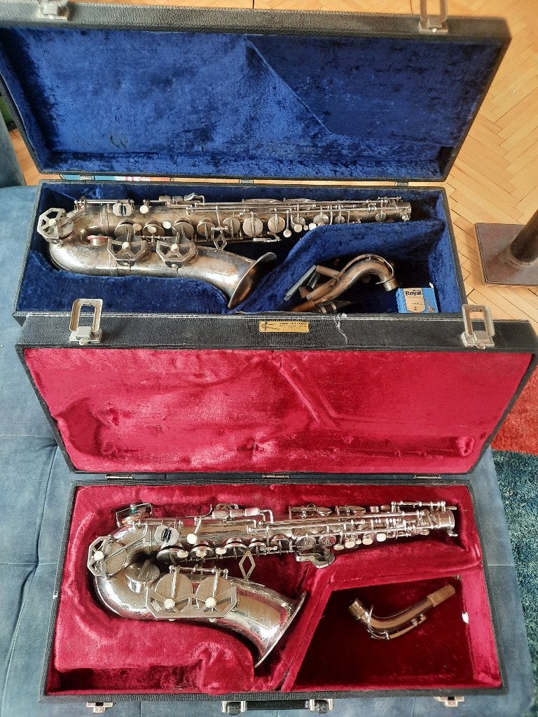 Alt en tenor Dolnet Bel Air Saxofoons in koffer samen 400 €, Ophalen of Verzenden, Zo goed als nieuw, Alt, Met koffer