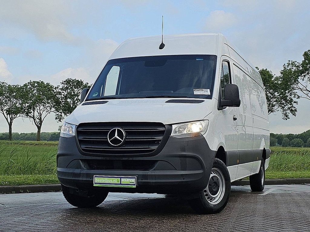 Mercedes-Benz Sprinter 317 L3H2 L3H2 Maxi 3.5t-Trekhaak Auto, Automaat, Gebruikt, Zwart, Multifunctioneel stuurwiel