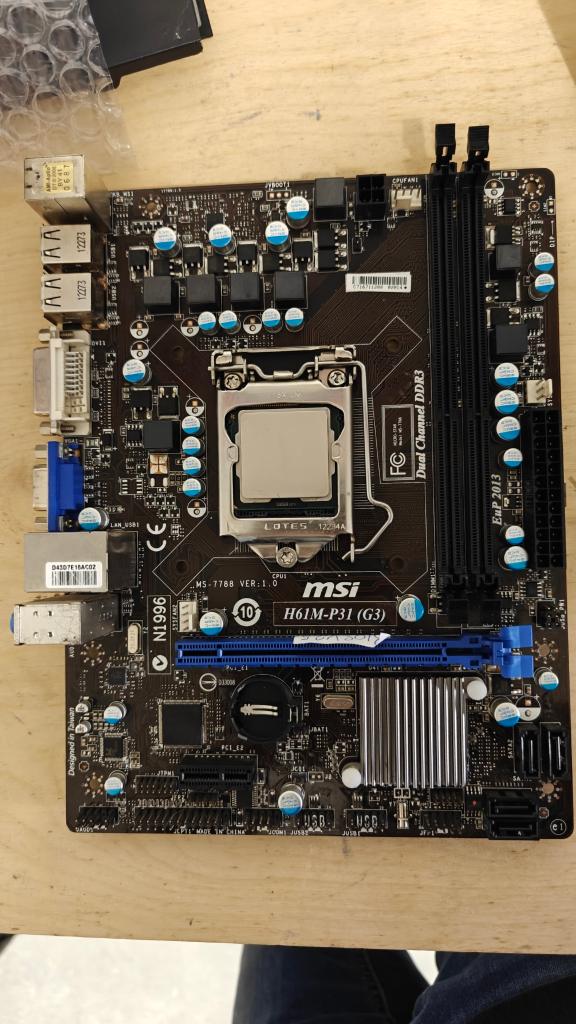 [DEFECT] moederborden Intel desktop platforms, Computers en Software, Moederborden, Gebruikt, LGA 1151, DDR4, Ophalen of Verzenden