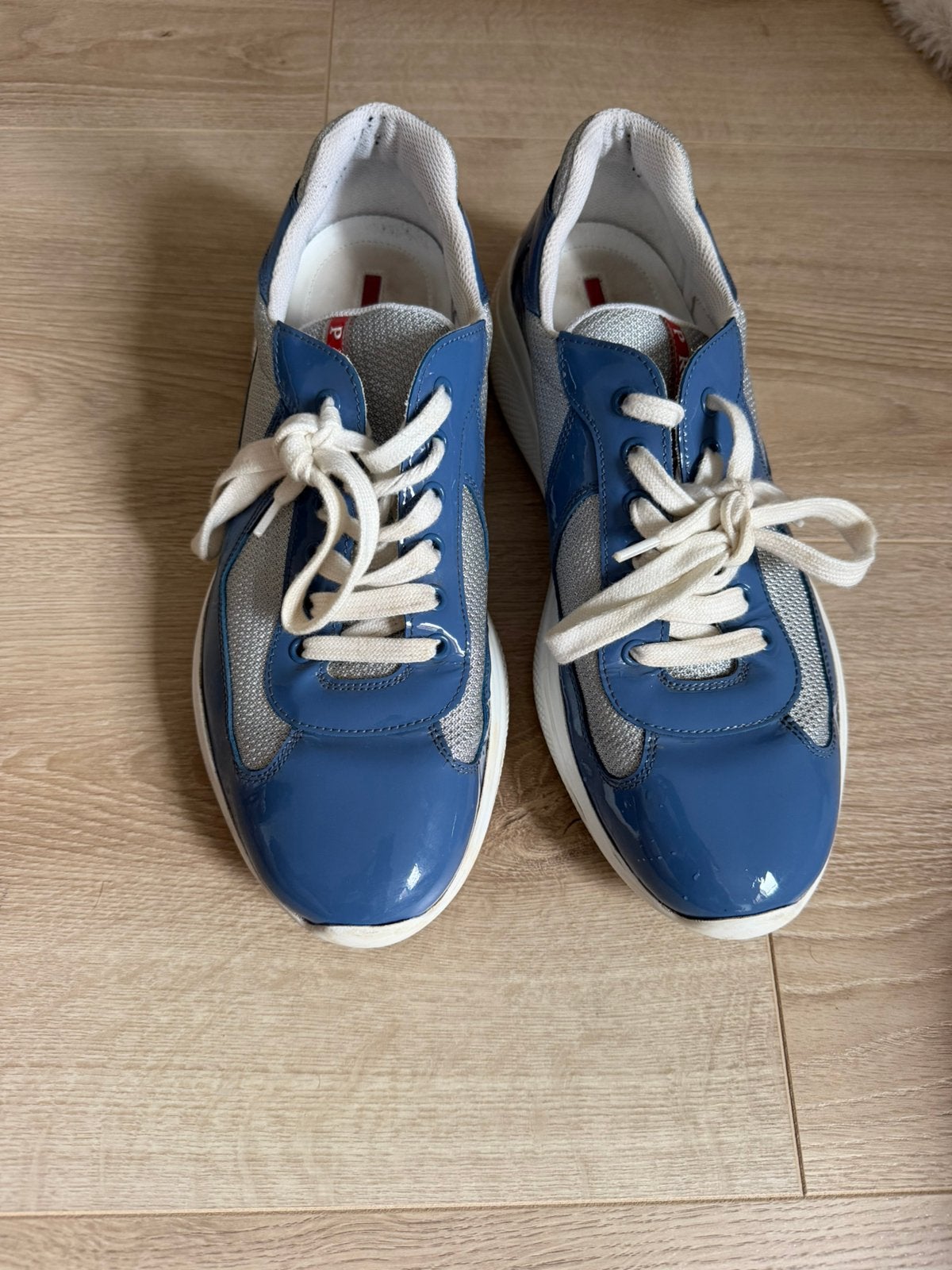 Originele Prada America’s Cup Aviation Blue maat 9 / 43, Kleding | Heren, Ophalen of Verzenden, Gedragen