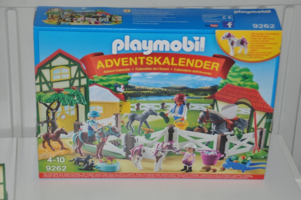 Playmobil adventskalender 9262 Paardrijclub, Ophalen, Zo goed als nieuw