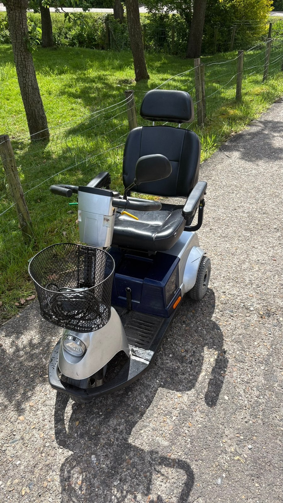 Mooie nette scootmobiel, Ophalen, Gebruikt